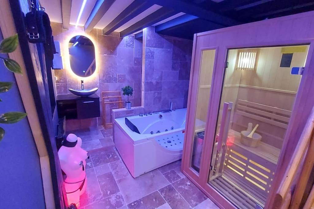 Loveroom Sauna, Balneo, Parking Prive Dans Le Centre De Honfleur Ngoại thất bức ảnh