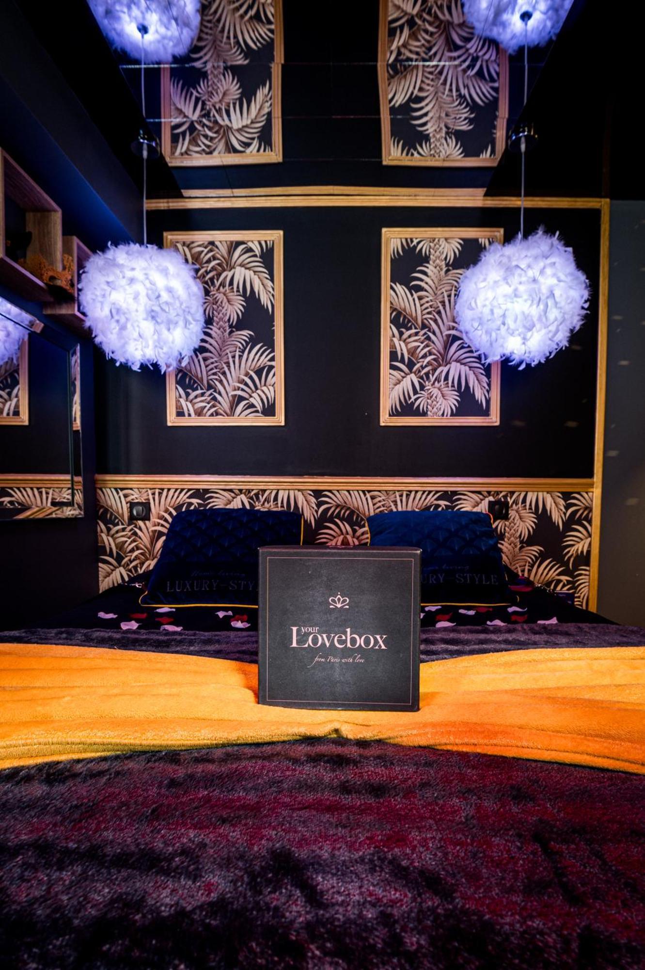 Loveroom Sauna, Balneo, Parking Prive Dans Le Centre De Honfleur Phòng bức ảnh